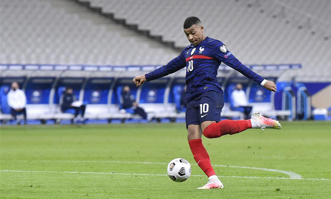 Kylian Mbappé - Great football player of France